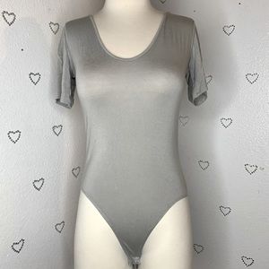 Basic gray bodysuit 🤍